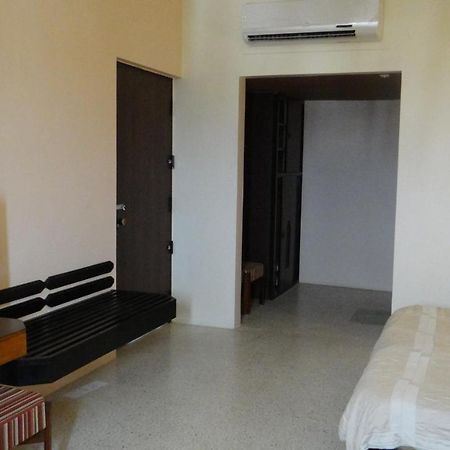 Hotel Paradise - Mysore Dasaprakash Group Bagian luar foto